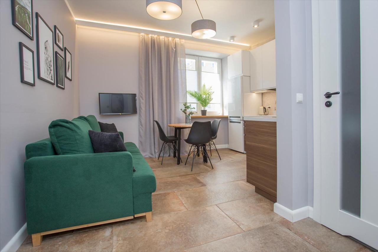 Urban Jungle Apartment In The Heart Of The City Bialystok Bagian luar foto