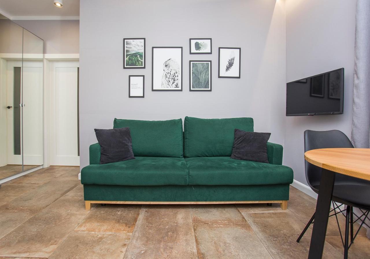 Urban Jungle Apartment In The Heart Of The City Bialystok Bagian luar foto